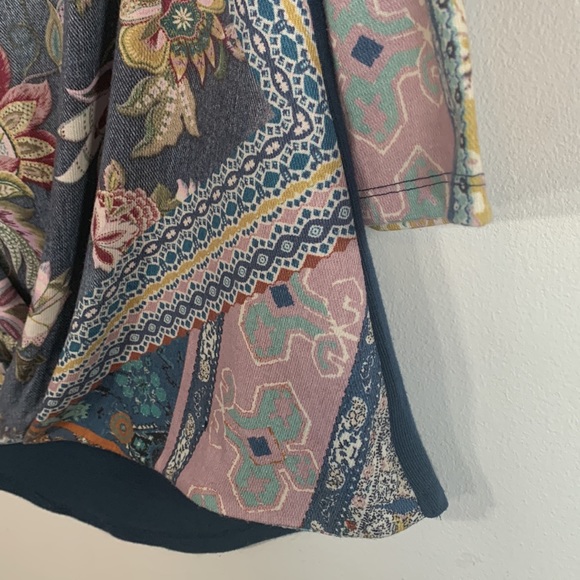 One World Live and Let Live Boho Floral Women’s Size S Knotted Front Hi Low Top - Picture 7 of 15